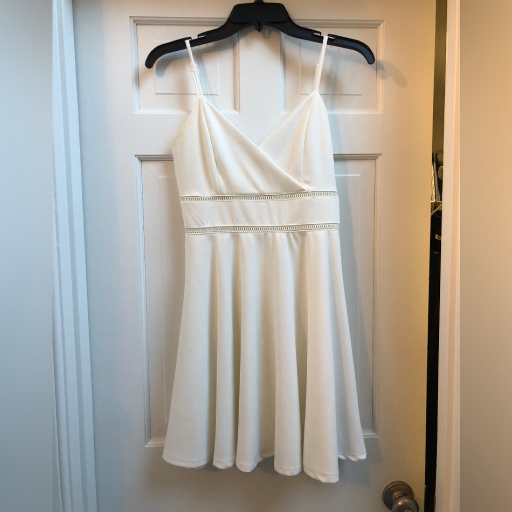 White sundress juniors size 14